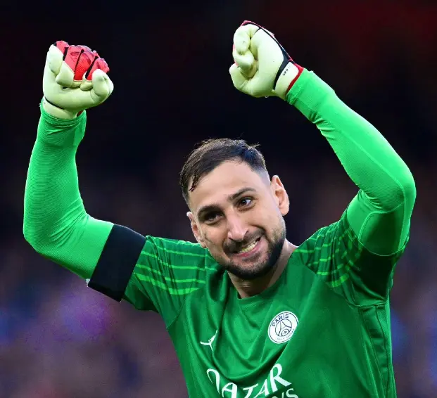 amp, 足大巴黎的