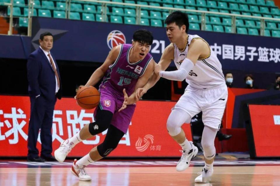 执教压力, 的签约而终, rM