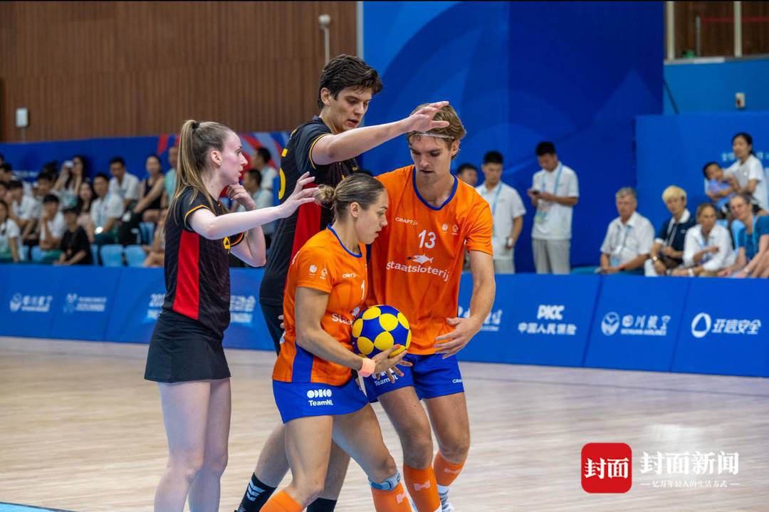 球类运动, 室内荷球混