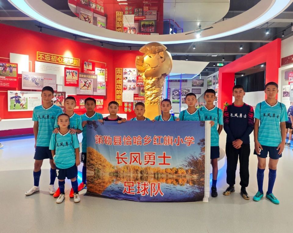 LYmcK, 历经三天两, 年圆一个梦