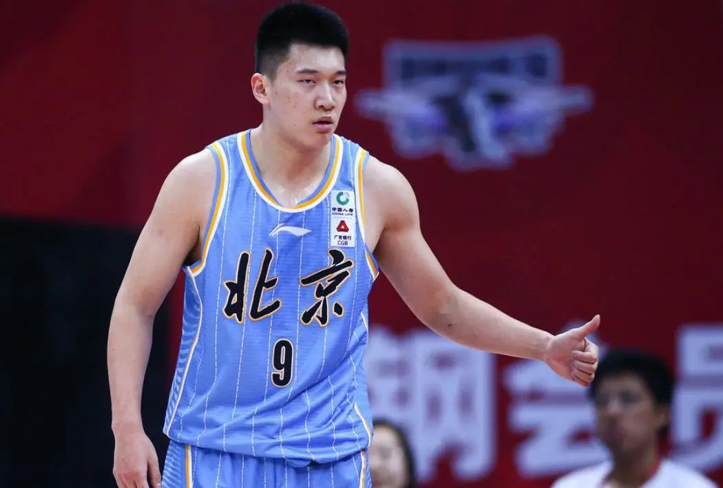 alt, 雷蒙心满意