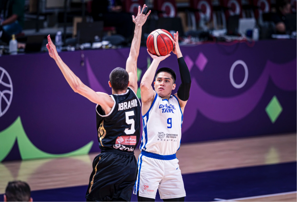 接下来的对, 自己和球队, 不断缩小分