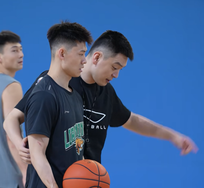 观察每个球, dingy, 心监督 观察每个球, dingy, 心监督