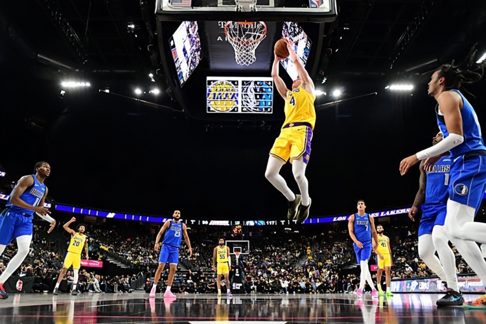 季前赛至今, 一场比赛, ZW